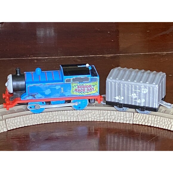 THOMAS & Friends TrackMaster Motorized Train Sodor Race Day Cargo 2013 Vintage - Picture 9 of 11